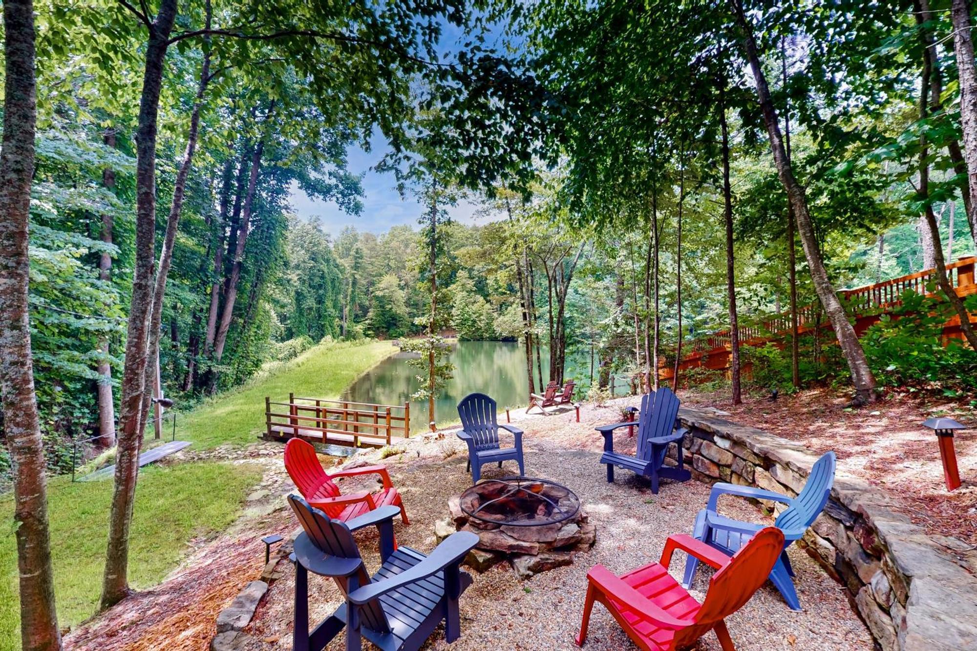 Villa Simply Devine At Water'S Edge Blue Ridge Exterior foto